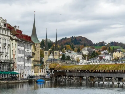 DESCUBRE LAS MARAVILLAS DE SUIZA