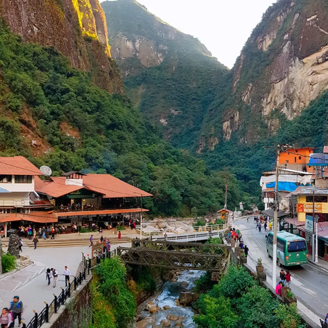 Aventura entre culturas ancestrales y paisajes úni