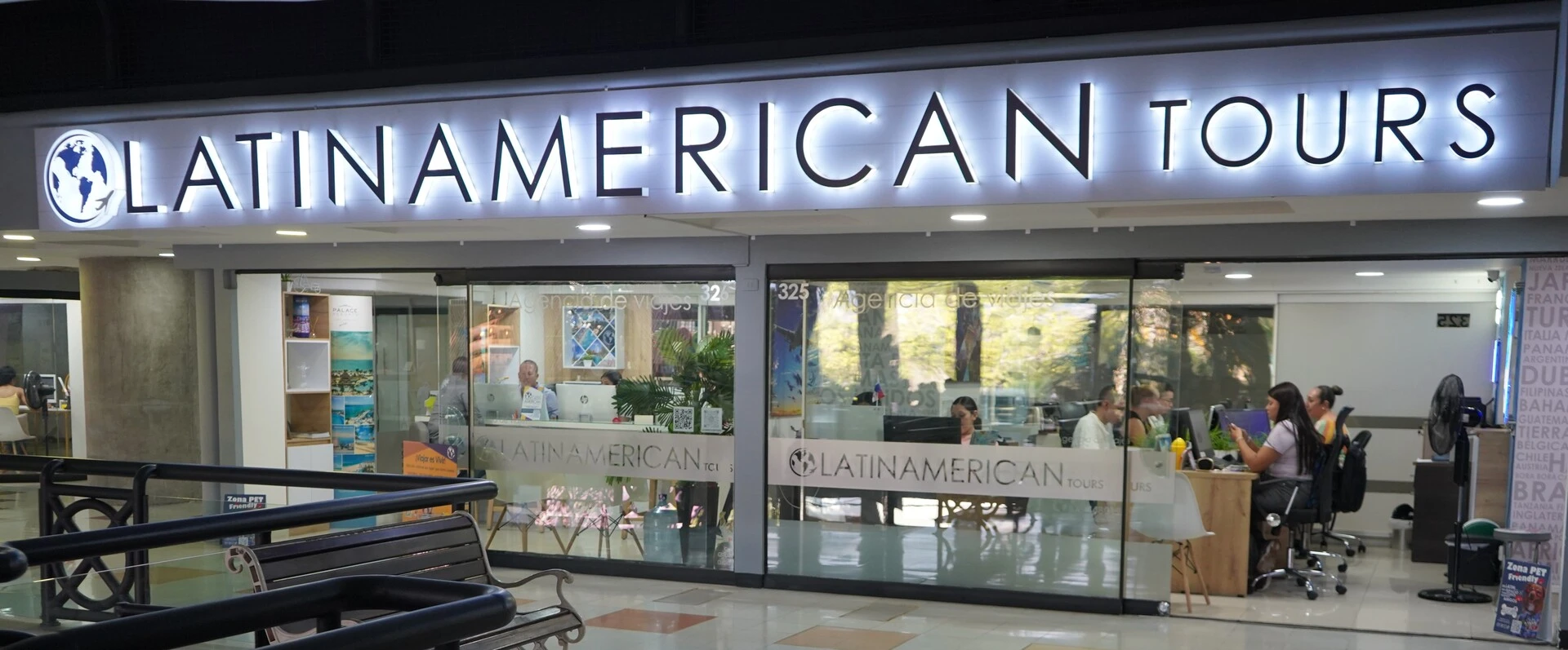 Fachada de la oficina de Latinamerican Tours